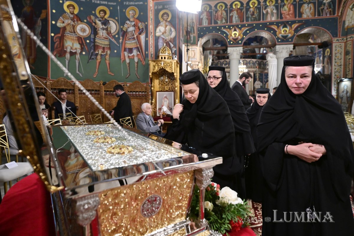 Proclamarea locală a canonizării Sfintei Doamne Maria Brâncoveanu 371101