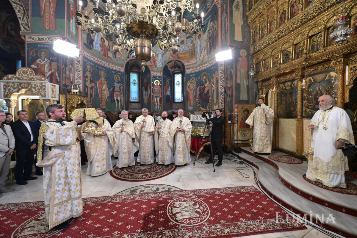 Proclamarea locală a canonizării Sfintei Doamne Maria Brâncoveanu 371122