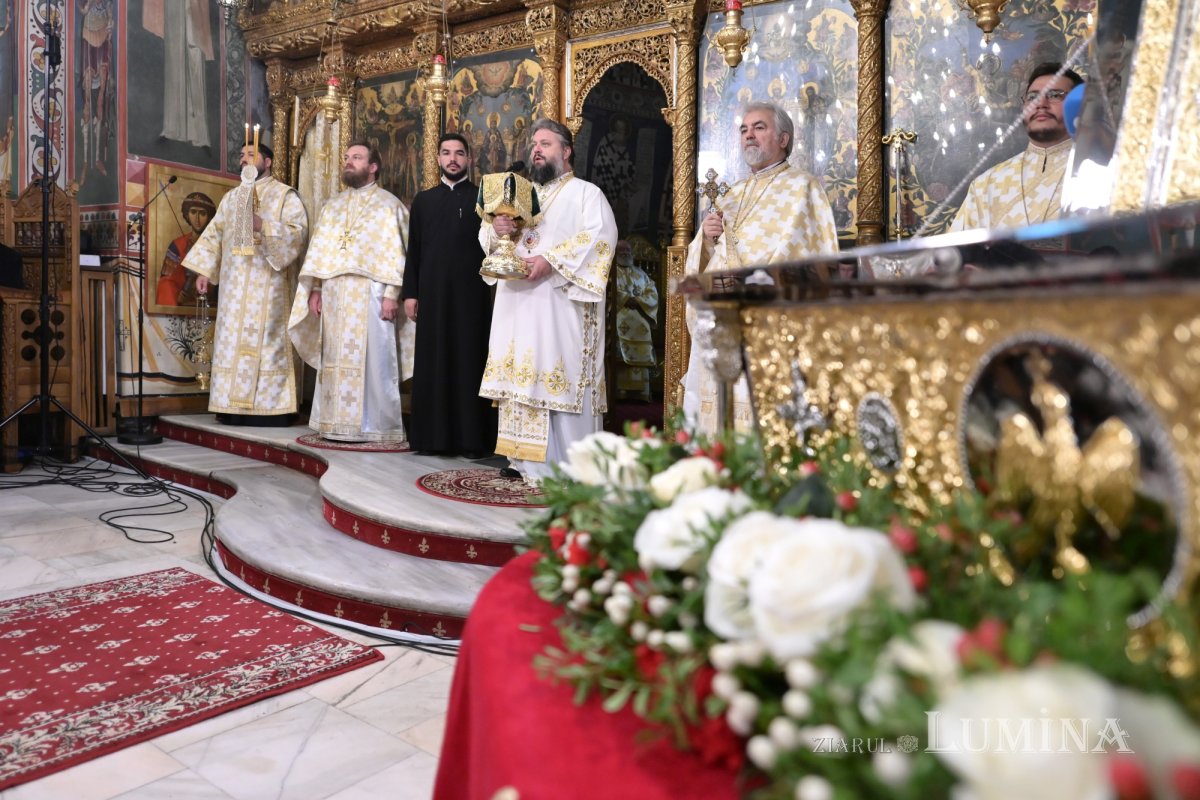 Proclamarea locală a canonizării Sfintei Doamne Maria Brâncoveanu 371123