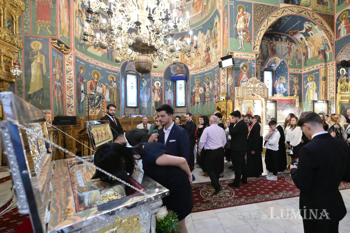 Proclamarea locală a canonizării Sfintei Doamne Maria Brâncoveanu 371155