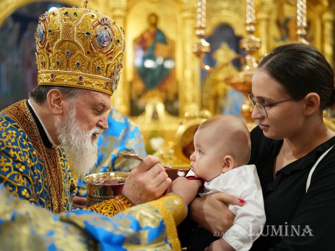 Îndemnuri duhovnicești la Odovania praznicului Adormirii Maicii Domnului 371791