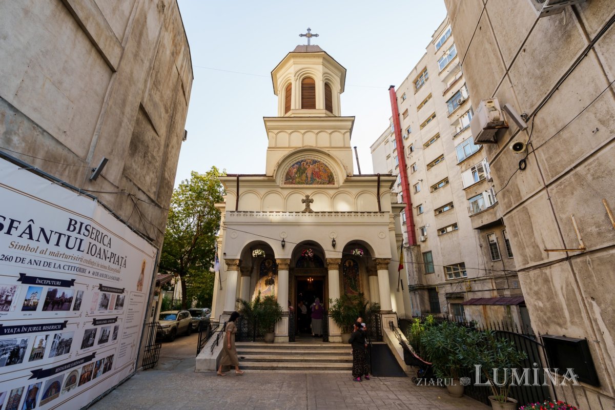 Hram și aniversare la Biserica „Sfântul Ioan”‑Piață din București 372132