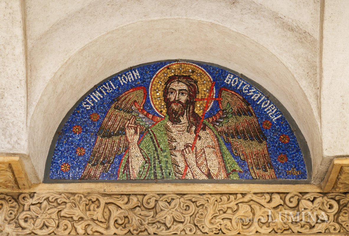 Hram și aniversare la Biserica „Sfântul Ioan”‑Piață din București 372133