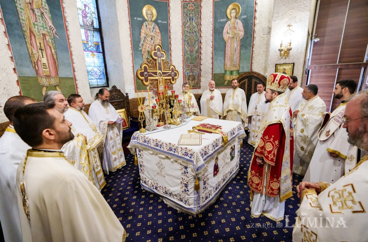 Hram și aniversare la Biserica „Sfântul Ioan”‑Piață din București 372144