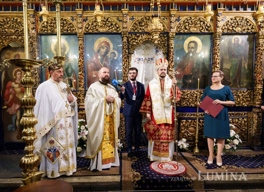 Hram și aniversare la Biserica „Sfântul Ioan”‑Piață din București 372160