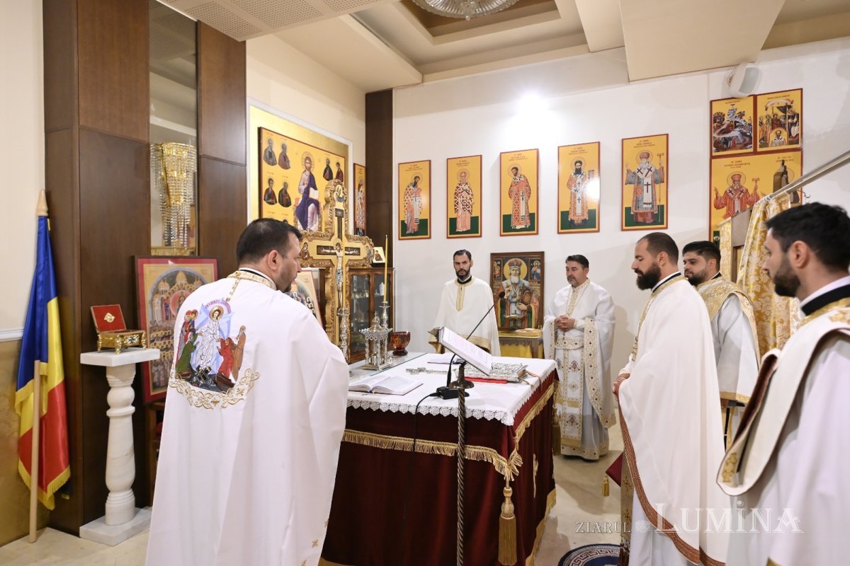 Sfântul Ierarh Alexandru, sărbătorit la Capela Așezământului Luxab din București 372348