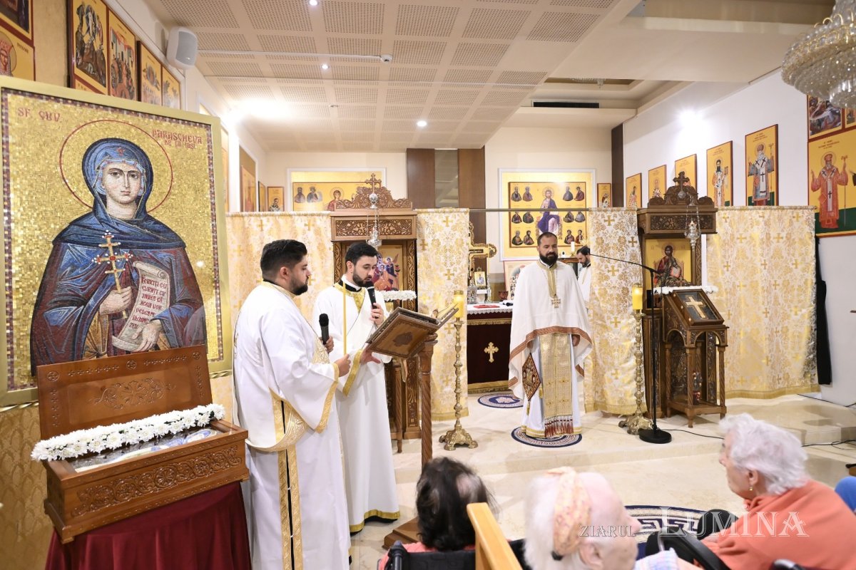Sfântul Ierarh Alexandru, sărbătorit la Capela Așezământului Luxab din București 372349