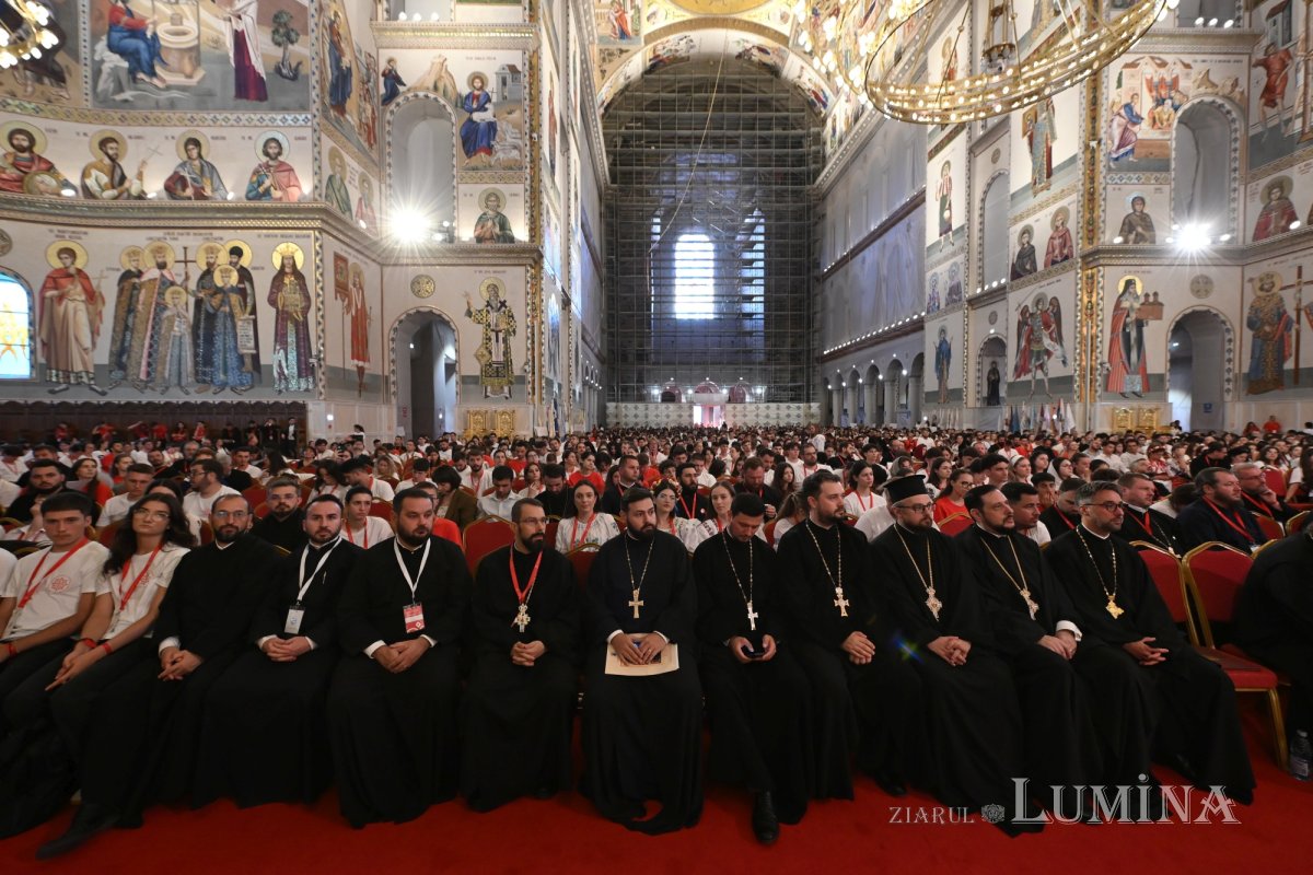 Conferință duhovnicească și „Procesiunea luminilor”, în ultima seară a ITO 2026 372669