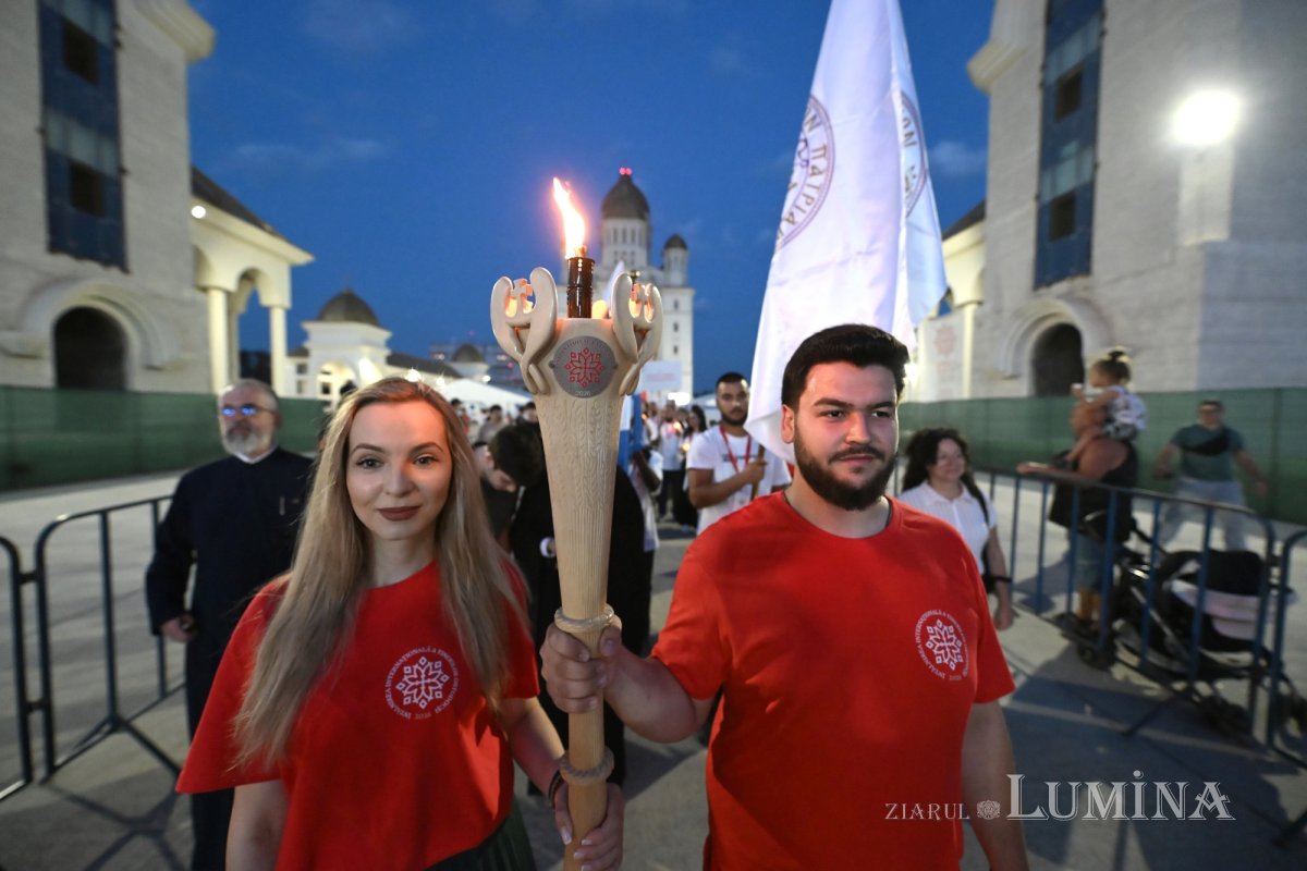 Conferință duhovnicească și „Procesiunea luminilor”, în ultima seară a ITO 2026 372675