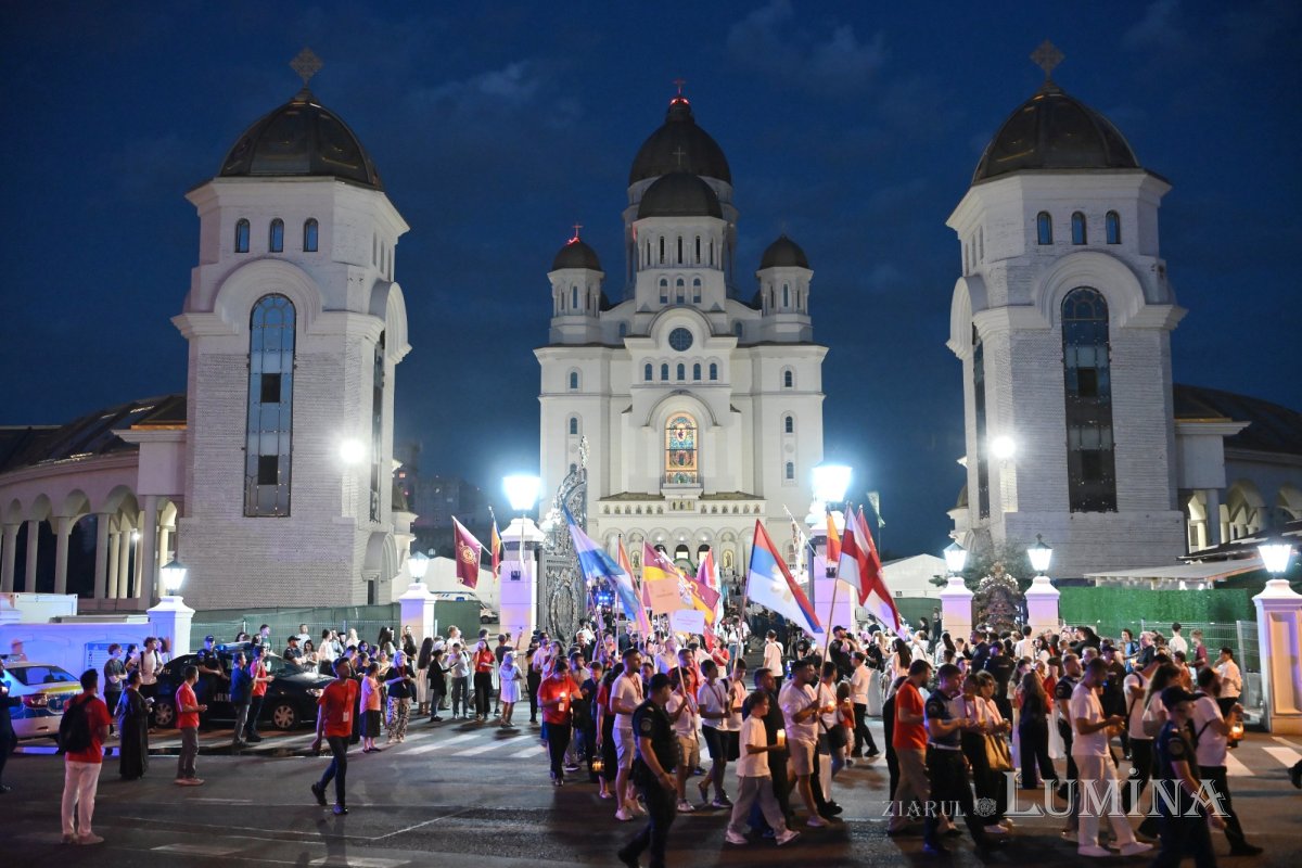 Conferință duhovnicească și „Procesiunea luminilor”, în ultima seară a ITO 2026 372678