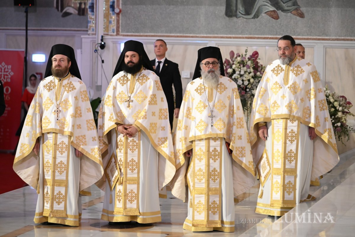 Întâlnirea Tinerilor Ortodocși s-a încheiat în rugăciune  la Catedrala Națională 372738