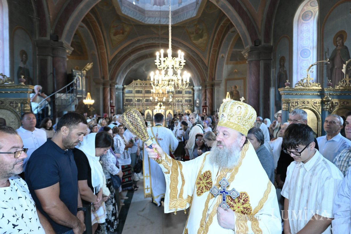 Înnoire la Parohia „Sfânta Parascheva” din Cornu de Jos 373003