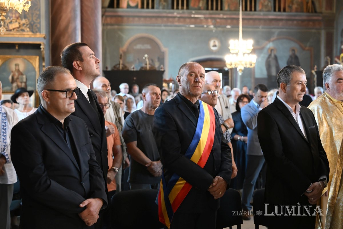 Înnoire la Parohia „Sfânta Parascheva” din localitatea Cornu de Jos 373005