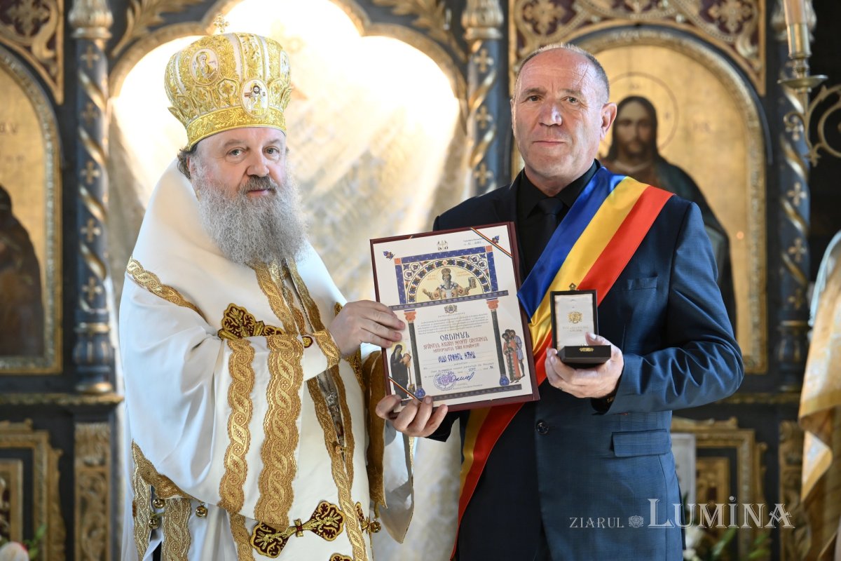 Înnoire la Parohia „Sfânta Parascheva” din localitatea Cornu de Jos 373012
