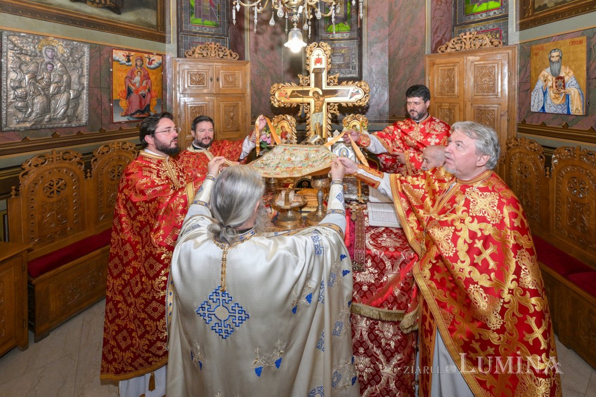Parohia Zlătari din Capitală la ceas de sărbătoare 373331