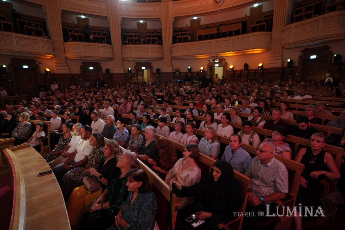 Concert caritabil la Palatul Patriarhiei din București 373594