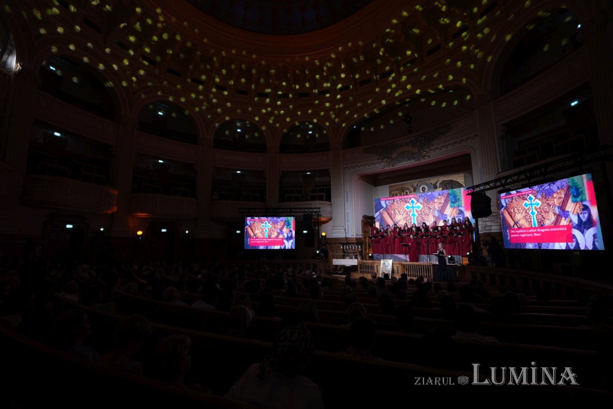 Concert caritabil la Palatul Patriarhiei din București 373595