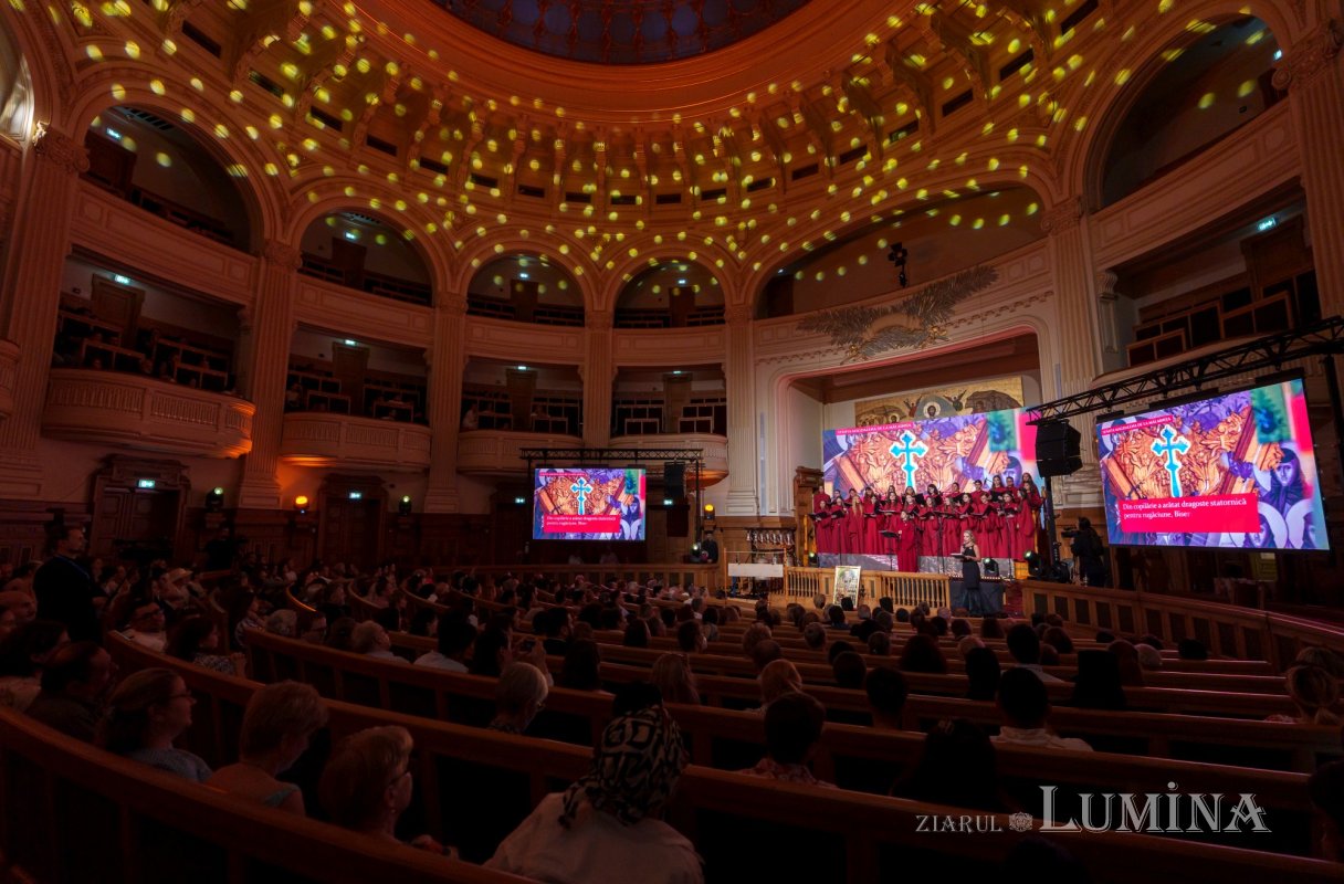 Concert caritabil la Palatul Patriarhiei din București 373635