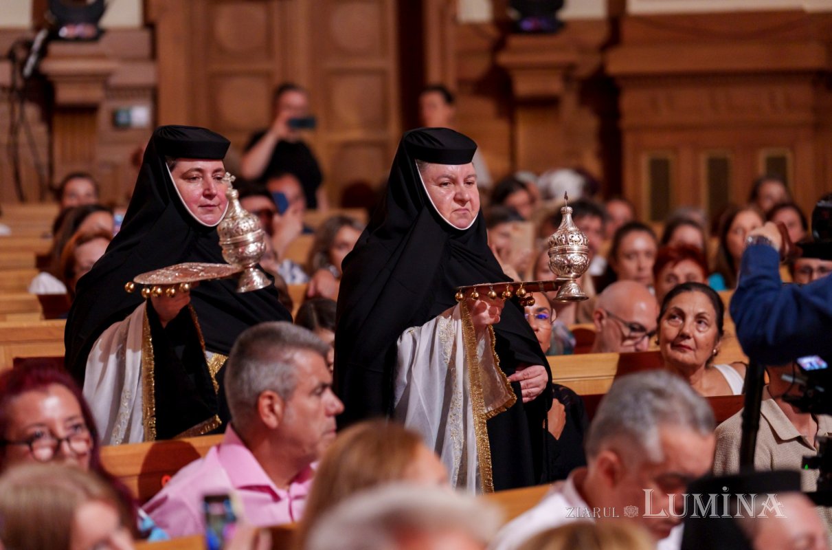 Concert caritabil la Palatul Patriarhiei din București 373639