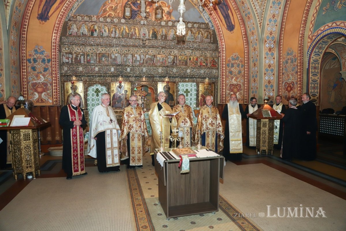 Revedere la Facultatea de Teologie Ortodoxă „Sfântul Andrei Şaguna” din Sibiu 373566