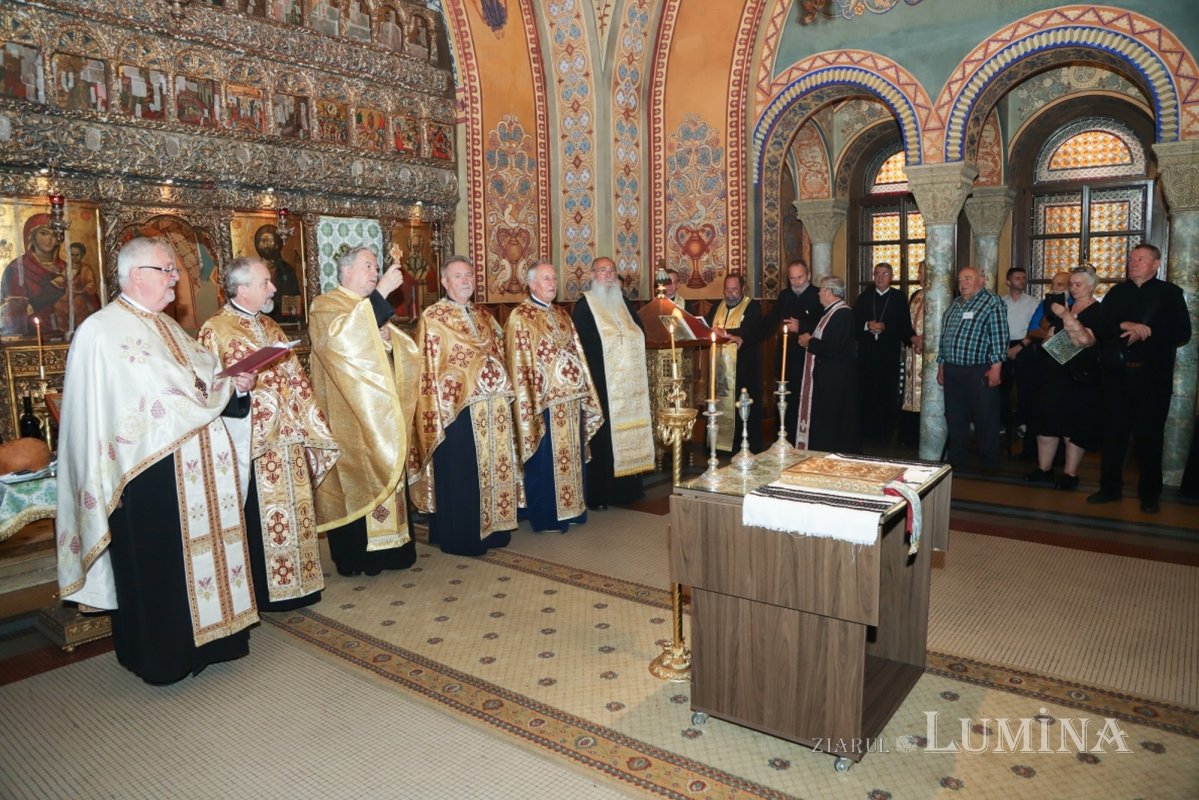 Revedere la Facultatea de Teologie Ortodoxă „Sfântul Andrei Şaguna” din Sibiu 373568