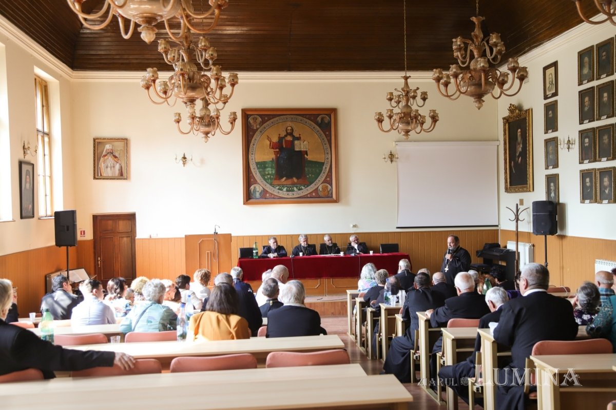 Revedere la Facultatea de Teologie Ortodoxă „Sfântul Andrei Şaguna” din Sibiu 373577