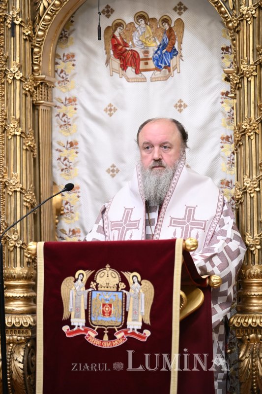 Înălțarea Sfintei Cruci sărbătorită la Catedrala Patriarhală 373935