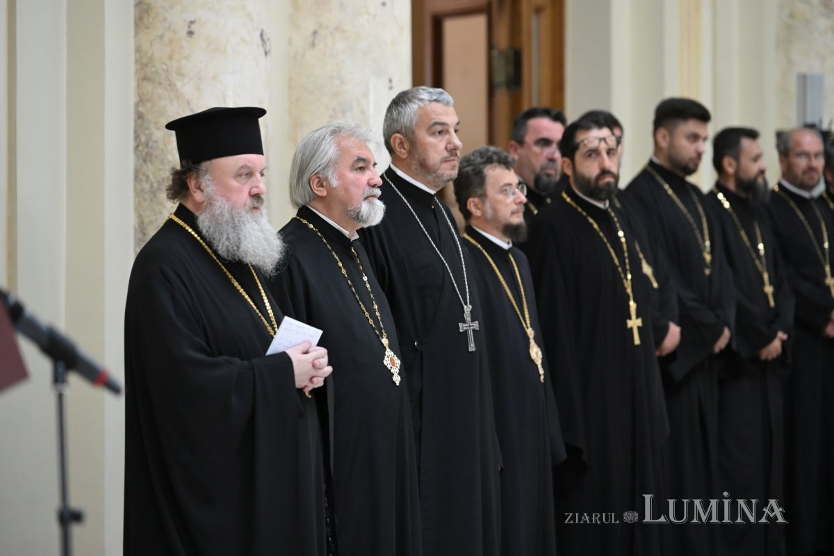 Voluntari ITO distinși la Palatul Patriarhiei 374121