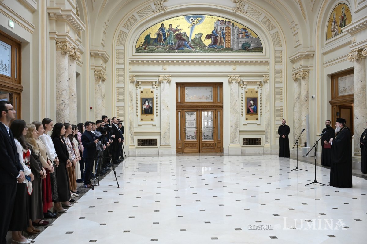 Voluntari ITO distinși la Palatul Patriarhiei 374124