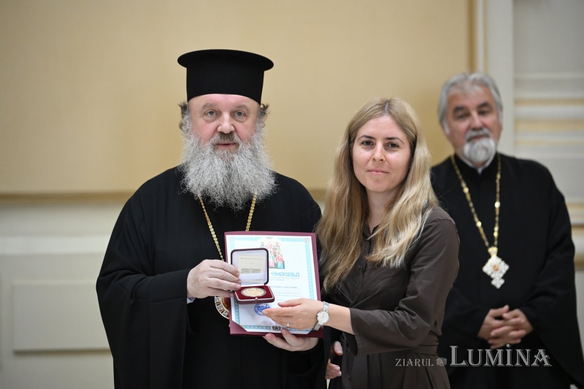 Voluntari ITO distinși la Palatul Patriarhiei 374142