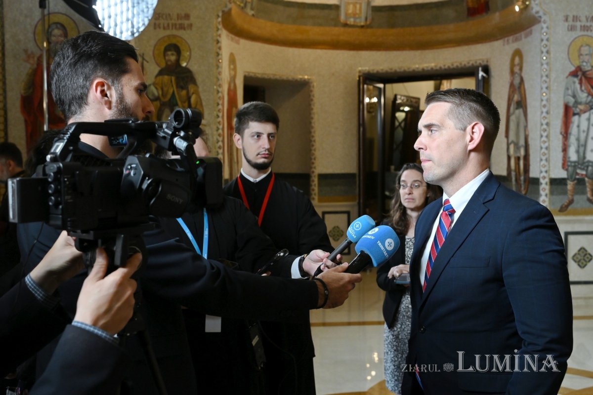 „Creștinii se confruntă cu persecuții și este un aspect asupra căruia trebuie să reflectăm” 374387