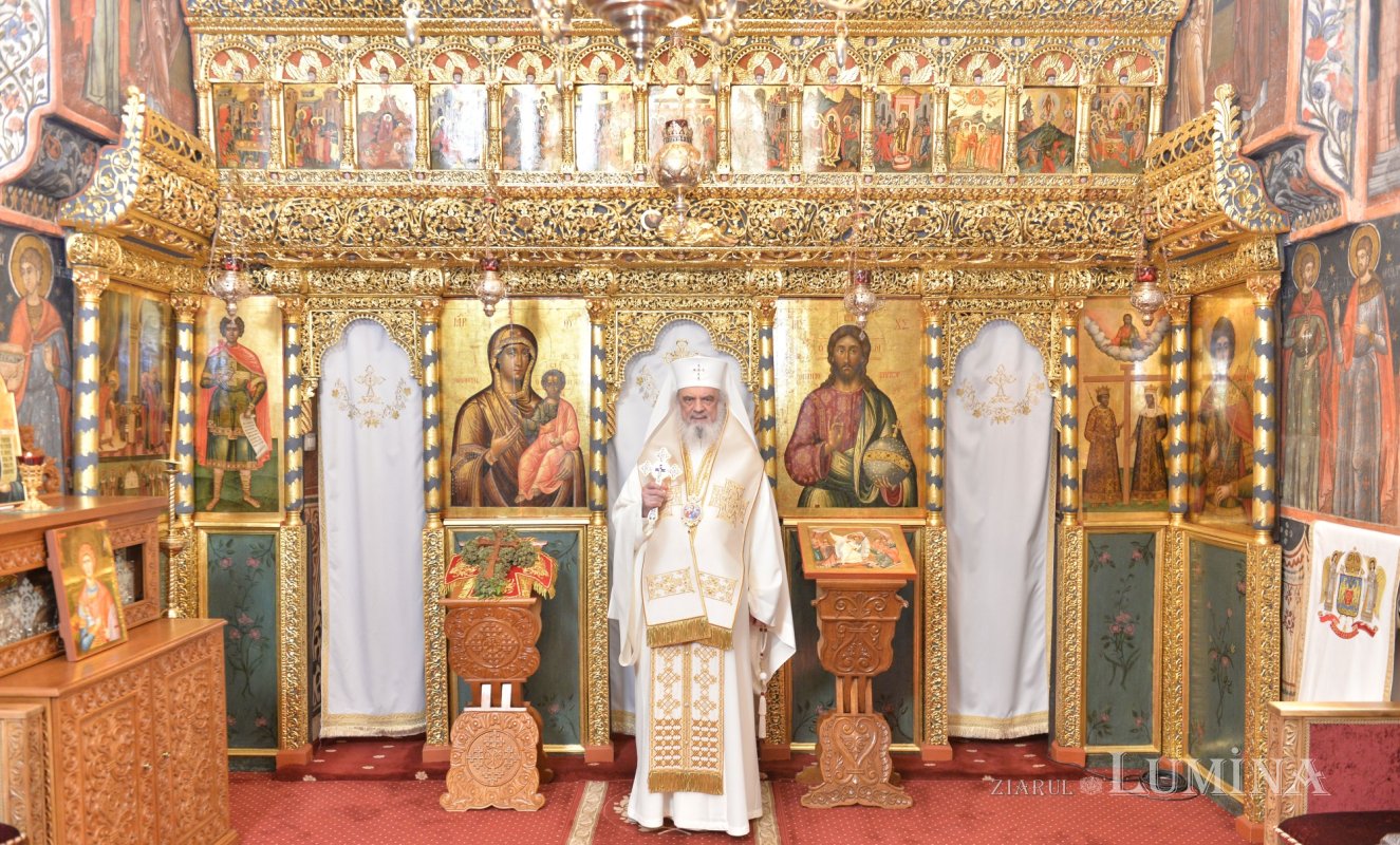 Lepădarea de sine - o înviere spirituală din mormântul narcisismului 374586