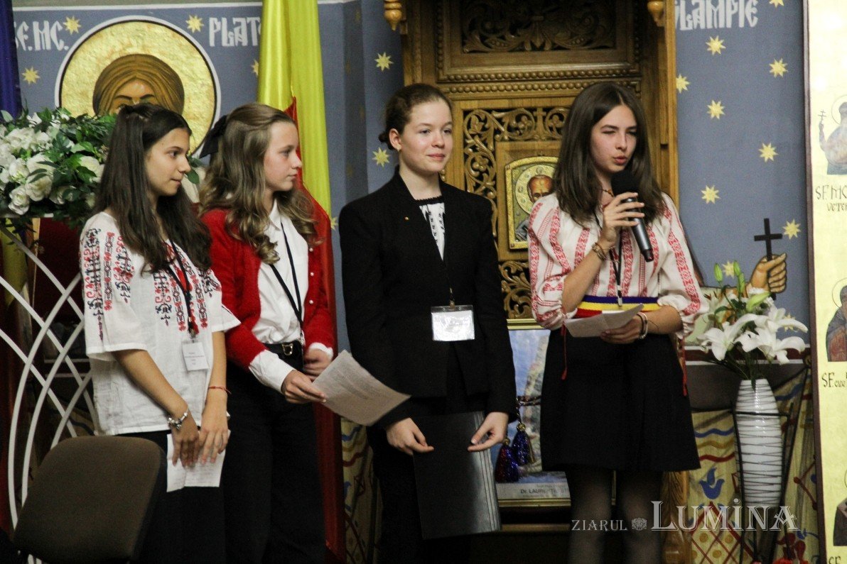 Conferinţa „Şcoala şi Biserica, piloni ai identităţii naţionale” la Sibiu 374773