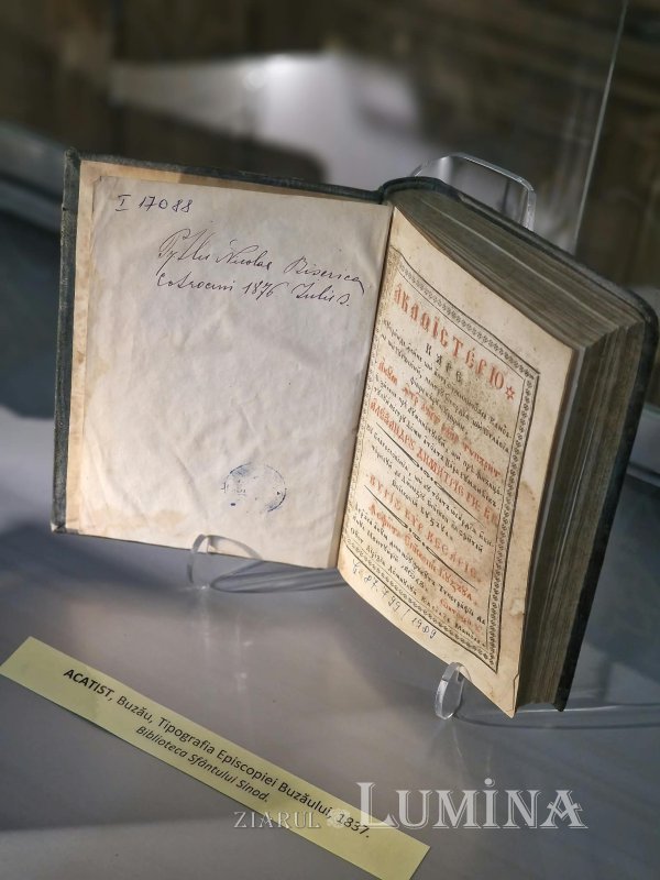 Imnul Acatist al Maicii Domnului celebrat la Biblioteca Centrală Universitară „Carol I” 374889