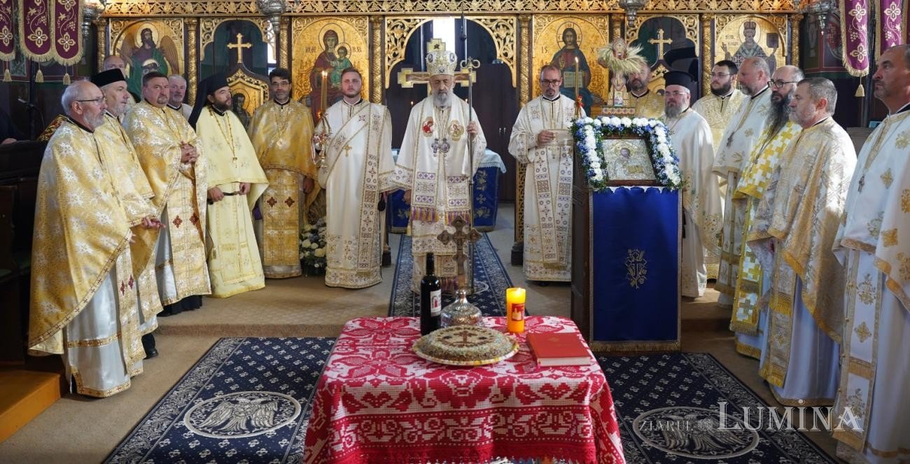 Episcopul Ioan Mihălțan, omagiat la împlinirea a 100 de ani de la naștere 375188