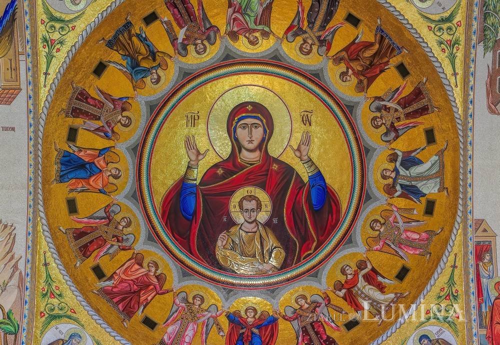 Maica Domnului, pururea rugătoare pentru noi 375155
