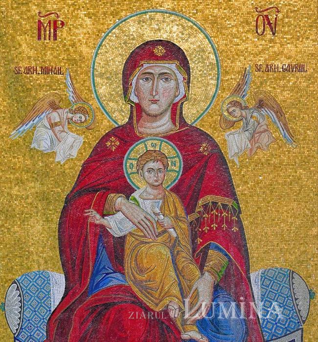 Maica Domnului, pururea rugătoare pentru noi 375156