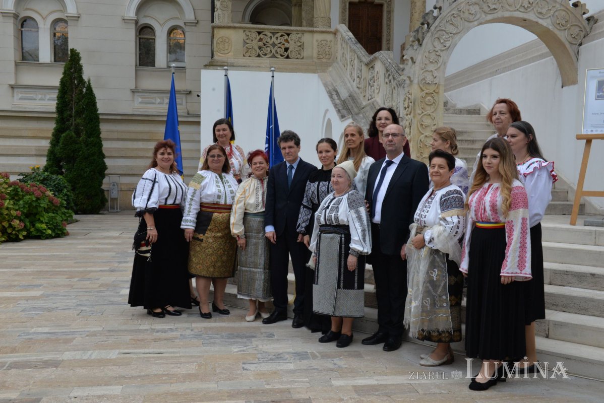 „REGINA. Volum in honorem arhitectei României Mari”, lansat la Muzeul Național Cotroceni 375267