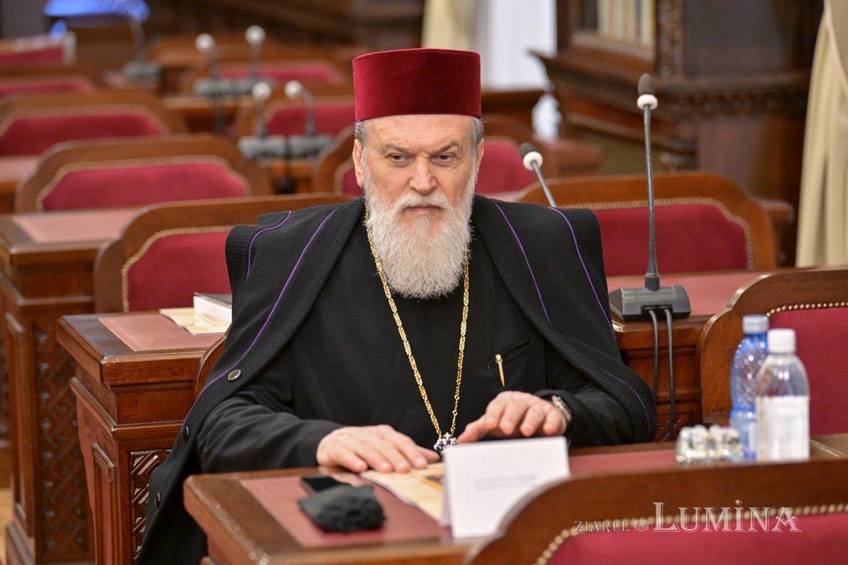 Ședință de lucru a Sinodului Mitropoliei Munteniei și Dobrogei 375287