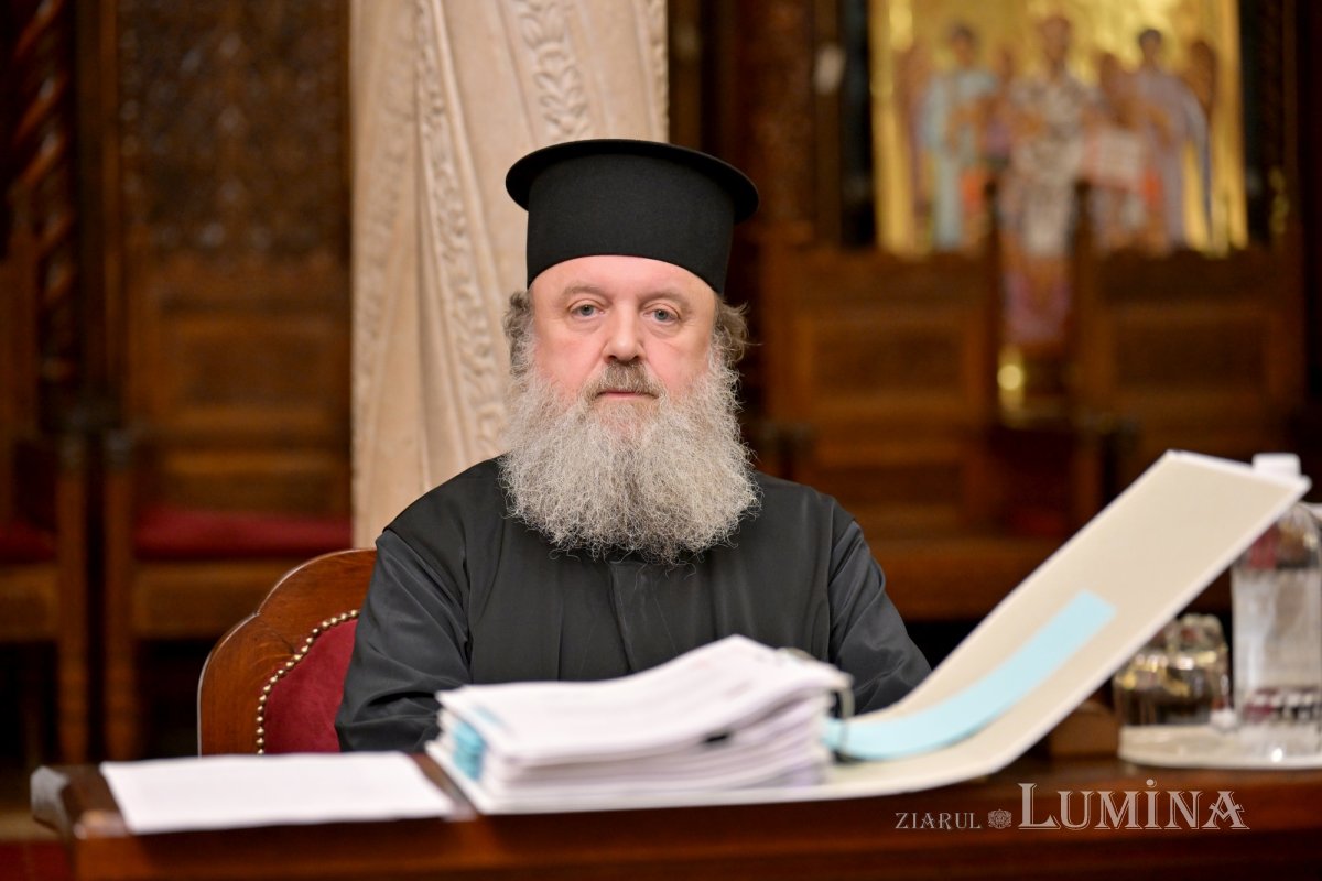 Ședință de lucru a Sinodului Mitropoliei Munteniei și Dobrogei 375293
