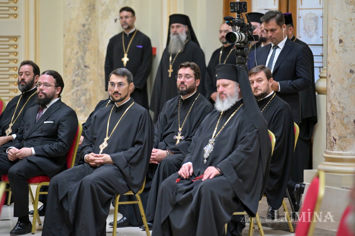 Moment festiv în Sala „Europa Christiana” a Palatului Patriarhiei 375408