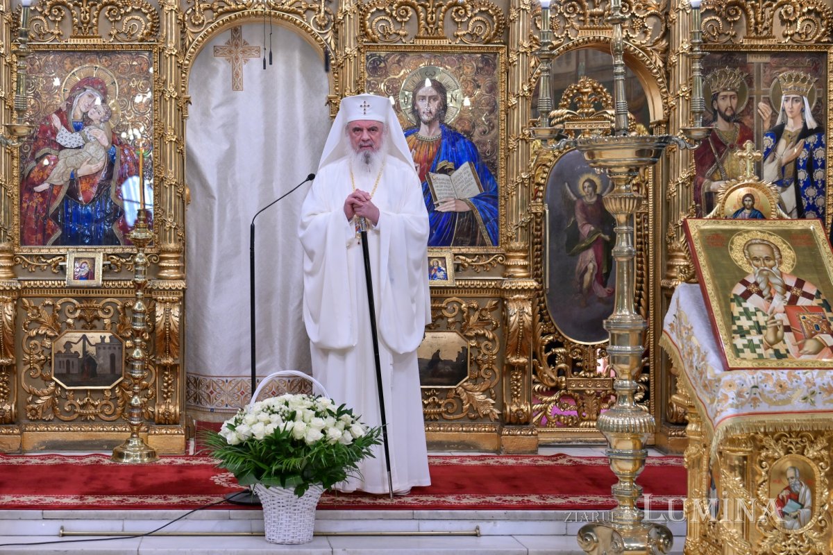 Rugăciune şi recunoştinţă la 19 ani de patriarhat ai Preafericitului Părinte Daniel 375380