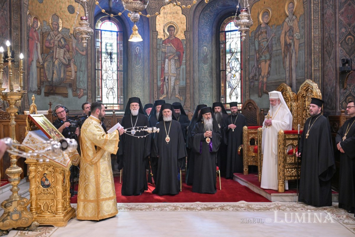 Rugăciune şi recunoştinţă la 19 ani de patriarhat ai Preafericitului Părinte Daniel 375429