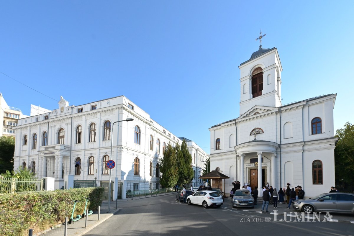 Deschiderea anului universitar la Facultatea de Teologie din București 375526