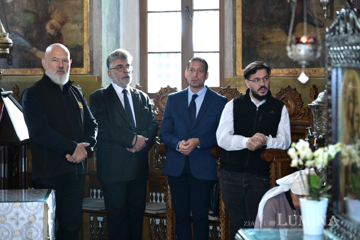 Deschiderea anului universitar la Facultatea de Teologie din București 375537