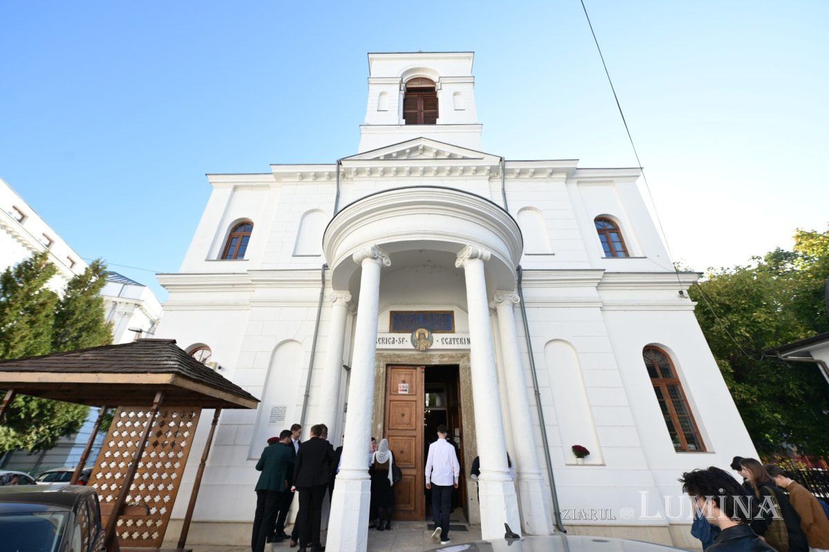 Deschiderea anului universitar la Facultatea de Teologie din București 375544