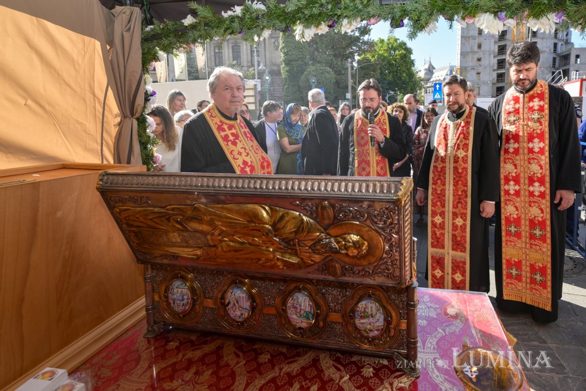 Biserica Zlătari din Bucureşti și‑a sărbătorit ocrotitorii spirituali 375772