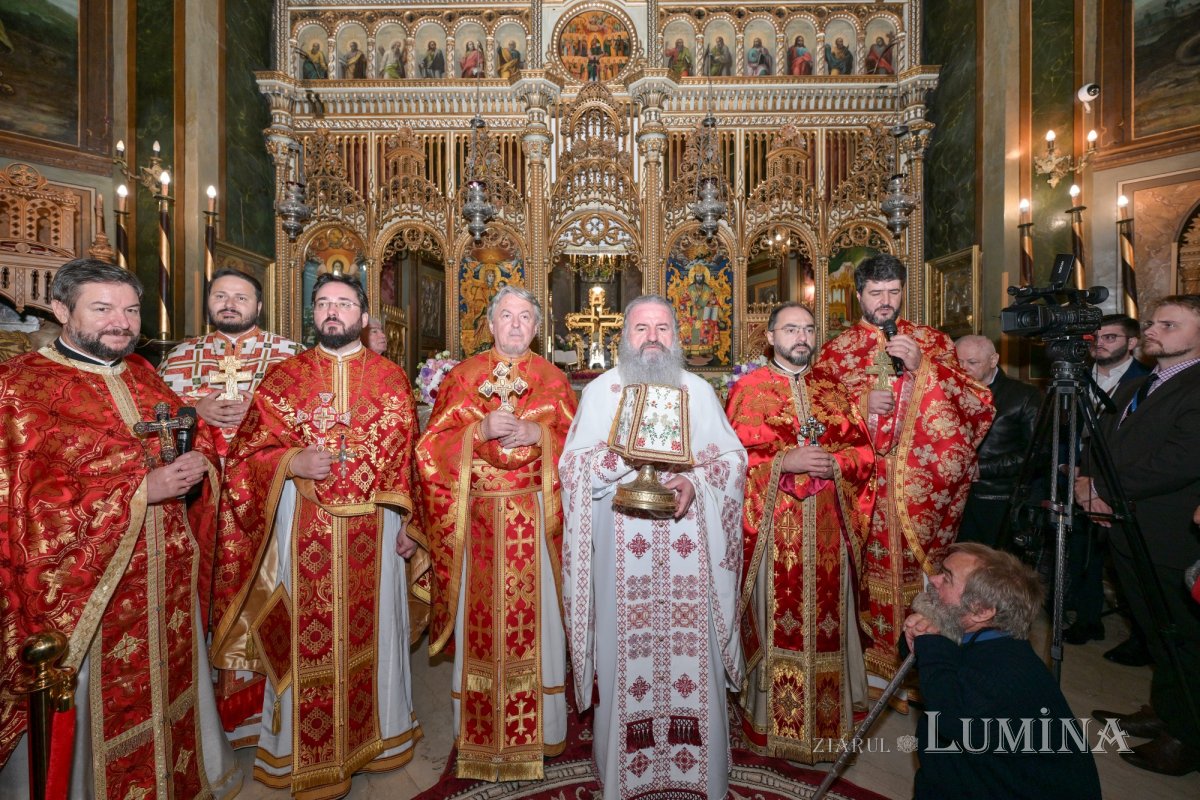 Biserica Zlătari din Bucureşti și‑a sărbătorit ocrotitorii spirituali 375797