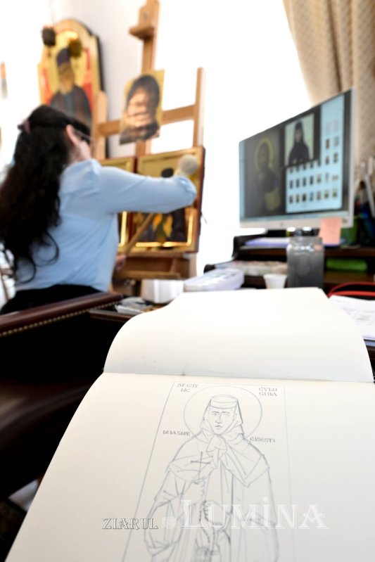 Sclipirile Luminii: În atelierul pictorilor iconari Mihaela şi Răzvan Bădescu 375582