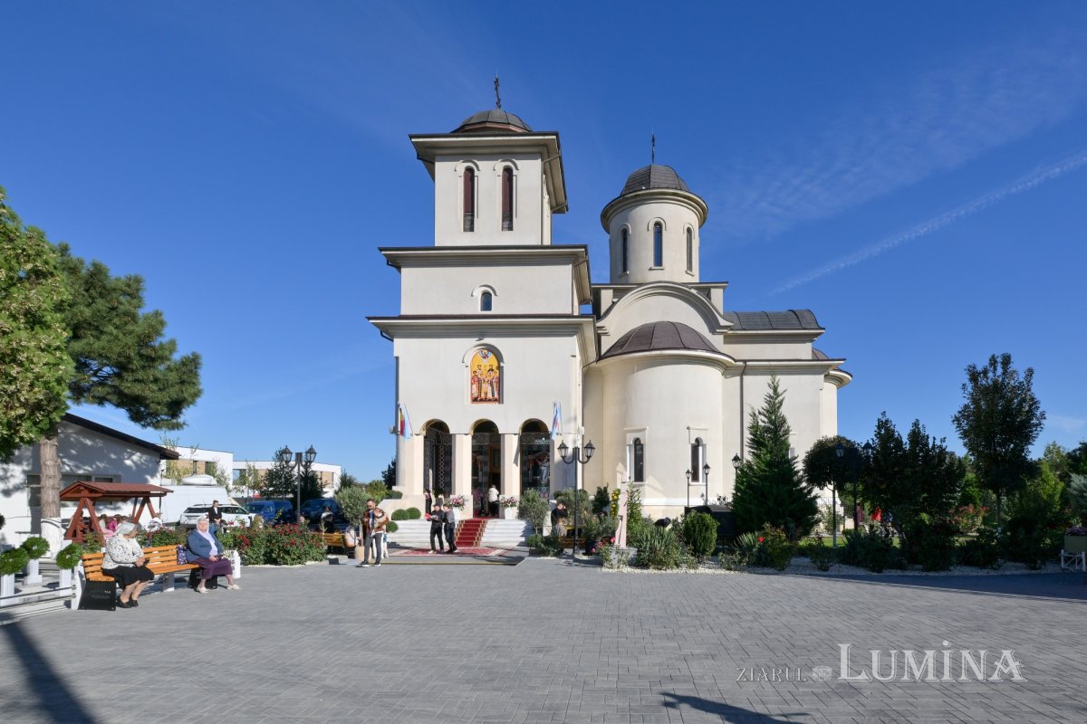 Moment de sărbătoare la Parohia Tunari din județul Ilfov 375821